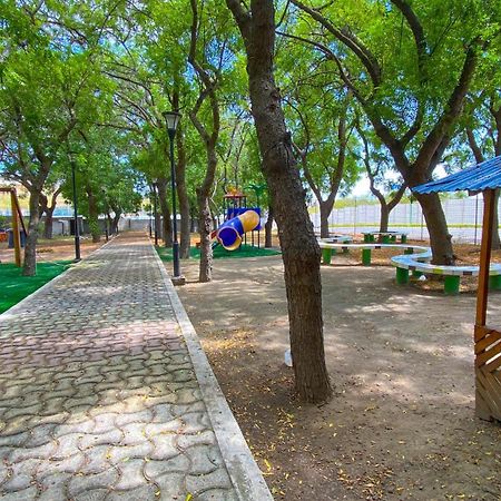 Urbanizacion Privada, Seguridad Y Confort Manta Exterior foto