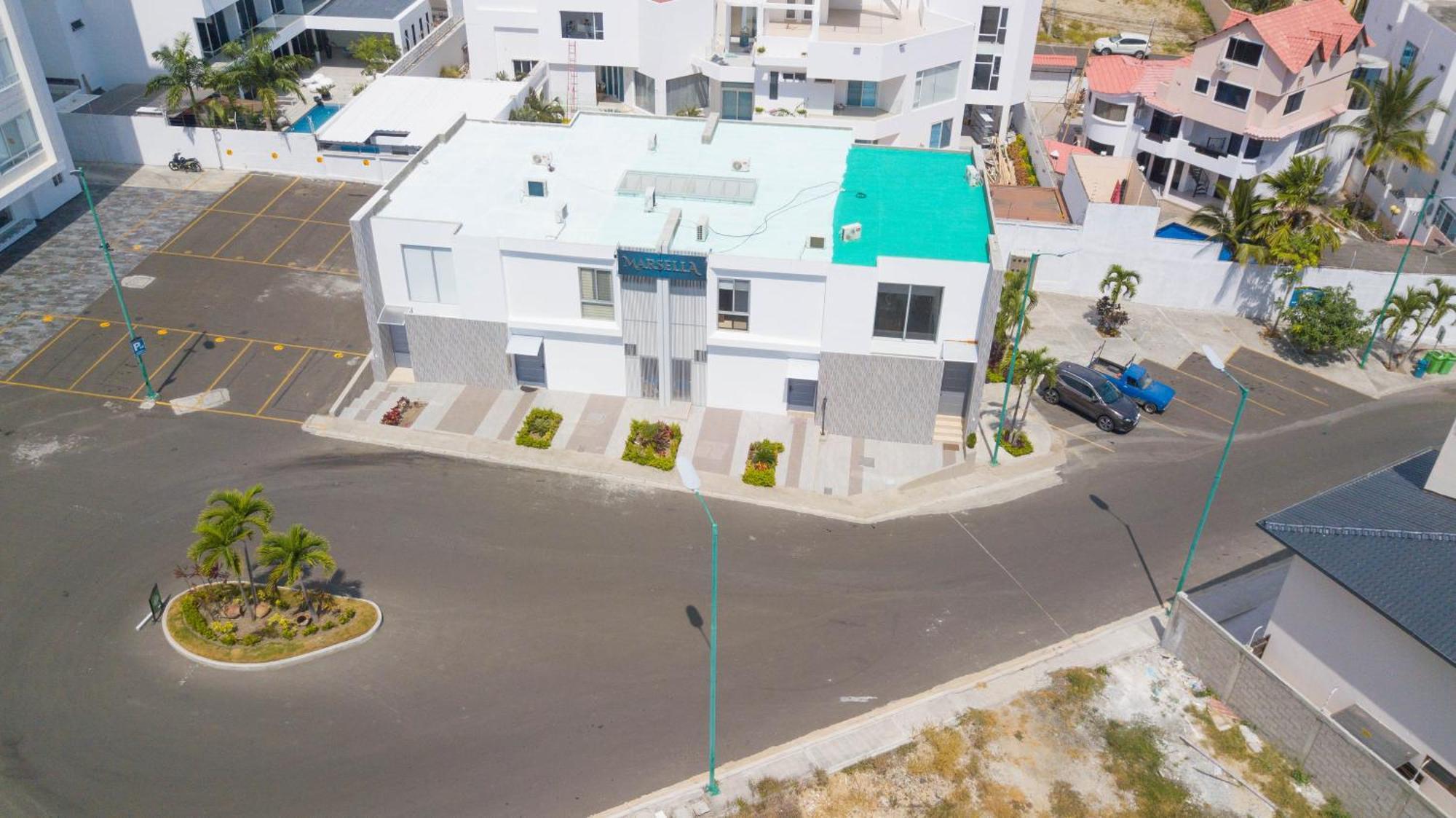 Urbanizacion Privada, Seguridad Y Confort Manta Exterior foto
